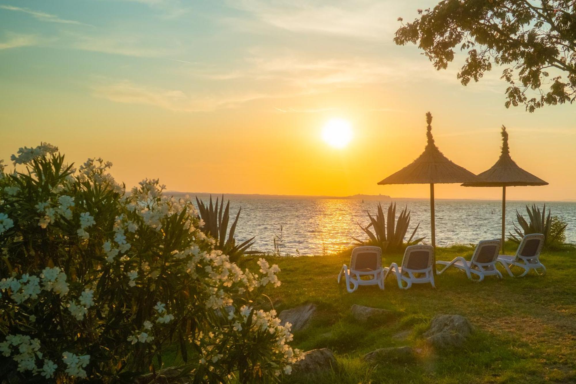 Trasimeno Glamping Resort مادجوني المظهر الخارجي الصورة