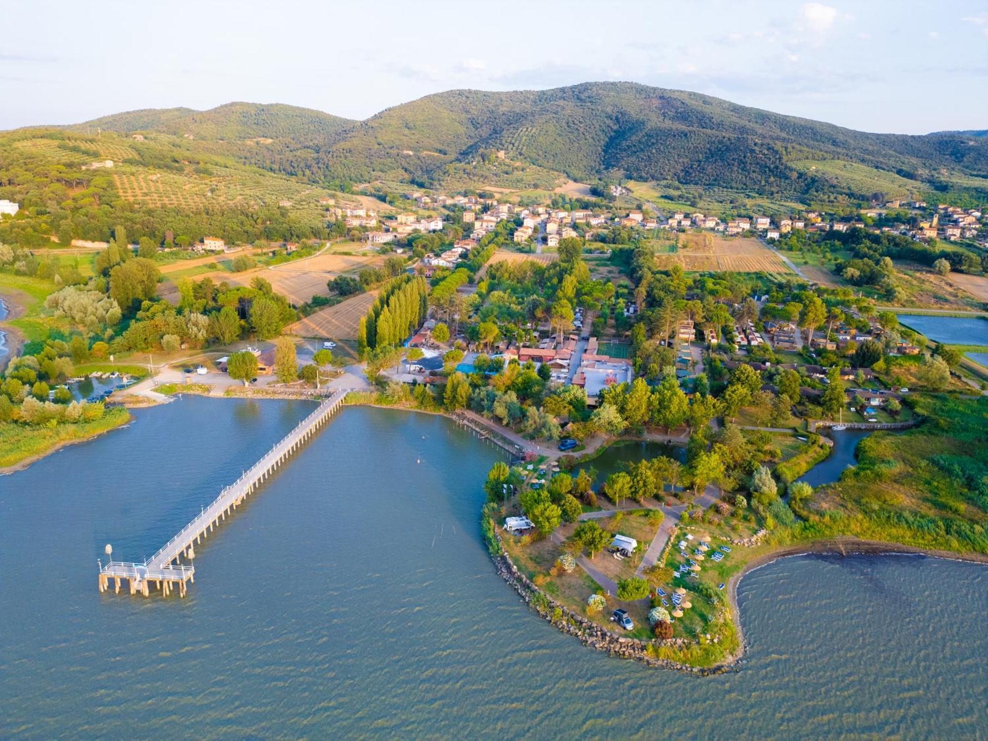 Trasimeno Glamping Resort مادجوني المظهر الخارجي الصورة